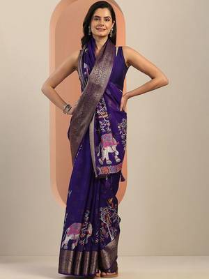 purple printed georgette saree with unstitched blouse piece 5
