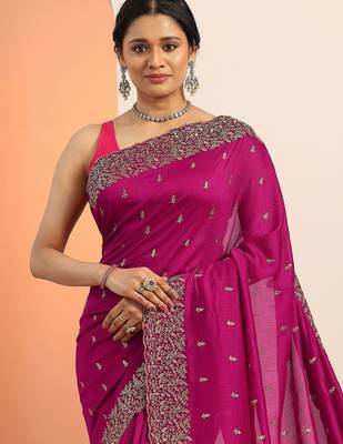 magenta embellished embroidered silk blend heavy work saree 5