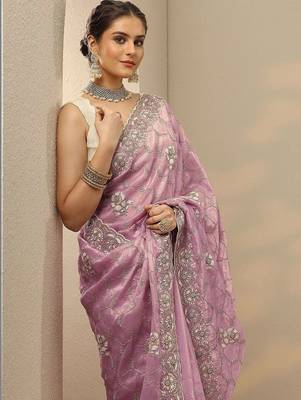 lavender embroidered organza saree with unstitched blouse piece 4