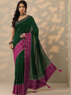 green printed chinon saree with unstitched blouse piece 2