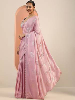 pink printed sarees with unstitched blouse piece 3
