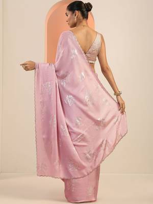 pink printed sarees with unstitched blouse piece 4