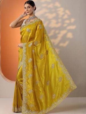 yellow embroidered banarasi organza saree with unstitched blouse piece 3
