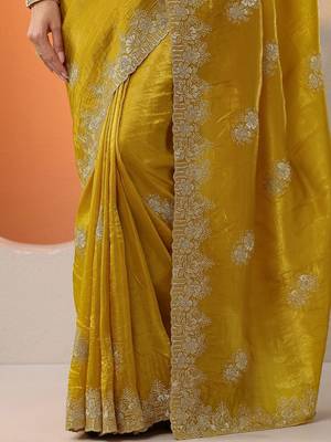 yellow embroidered banarasi organza saree with unstitched blouse piece 5