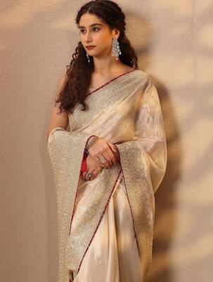 off white embellished saree with unstitched blouse piece 5