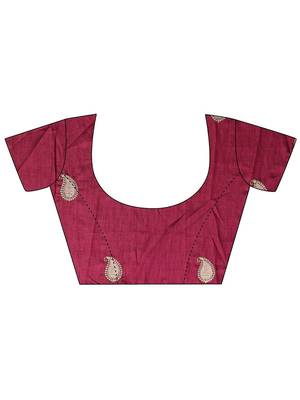 pink embroidered saree with unstitched blouse piece 4