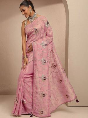 pink embroidered saree with unstitched blouse piece 5