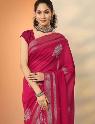 pink printed saree with unstitched blouse piece 5