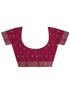magenta woven design saree with unstitched blouse piece 4