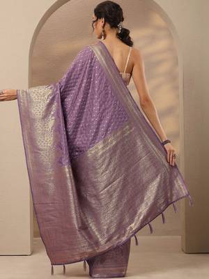purple woven design saree with unstitched blouse piece 5