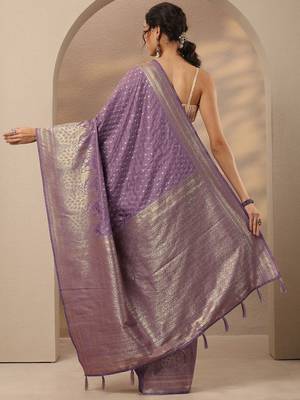 purple woven design saree with unstitched blouse piece 3