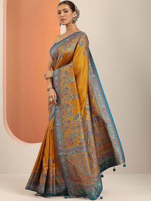mustard printed saree with unstitched blouse piece 3
