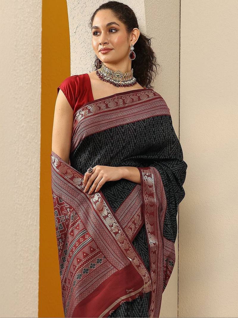 black chevron printed silk blend saree with unstitched blouse piece