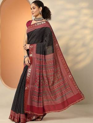black chevron printed silk blend saree with unstitched blouse piece 2