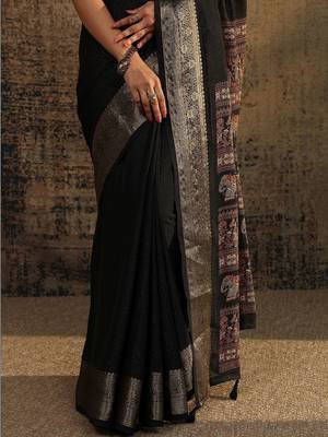 black solid saree with unstitched blouse piece 3