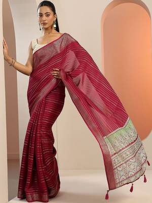 maroon woven design georgette saree with unstitched blouse piece 5