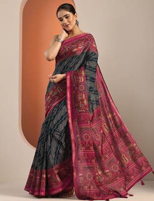 teal printed saree with unstitched blouse piece 3