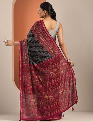 black printed saree with unstitched blouse piece 4