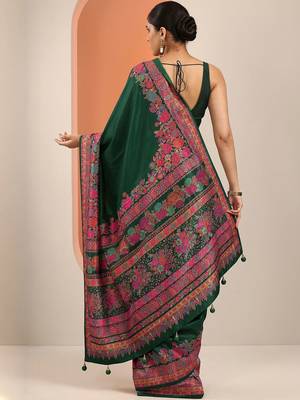 green printed saree with unstitched blouse piece 4