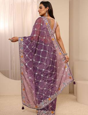 purple embellished saree with unstitched blouse piece 3