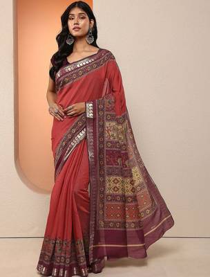red printed saree with unstitched blouse piece 2