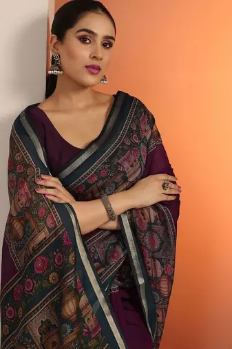 burgundy solid saree with unstitched blouse piece