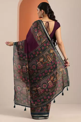 burgundy solid saree with unstitched blouse piece