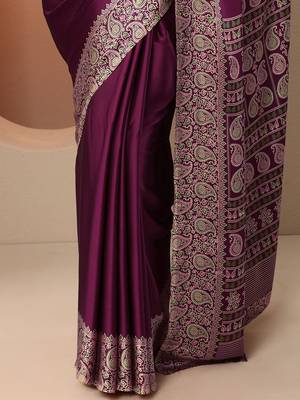 purple solid satin saree with unstitched blouse piece 5