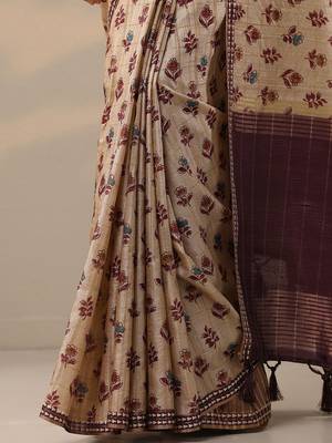 beige ikkat printed saree with unstitched blouse piece 3