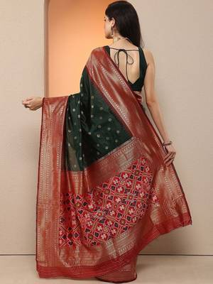 green woven design saree with unstitched blouse piece 3
