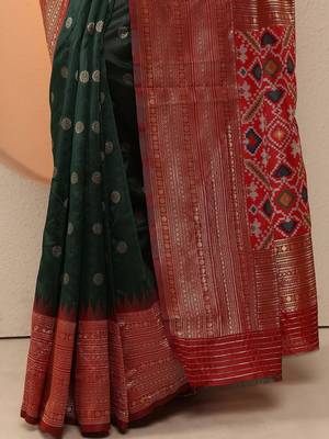green woven design saree with unstitched blouse piece 5