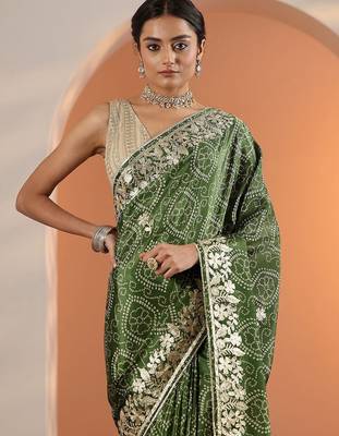 olive bandhani printed chinon saree with unstitched blouse piece 5