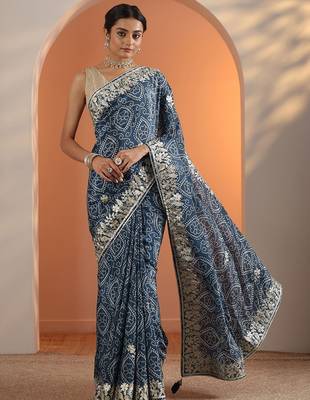 blue bandhani printed chinon saree with unstitched blouse piece 2