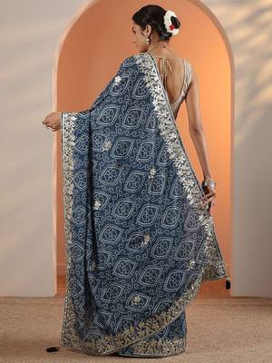 blue bandhani printed chinon saree with unstitched blouse piece 4