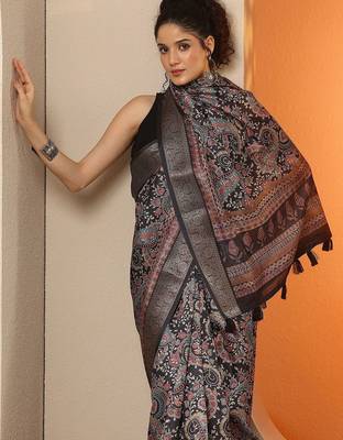 charcoal printed saree with unstitched blouse piece 1