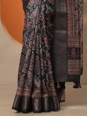 charcoal printed saree with unstitched blouse piece 3