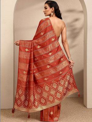 rust woven design banarsi saree with unstitched blouse piece 5