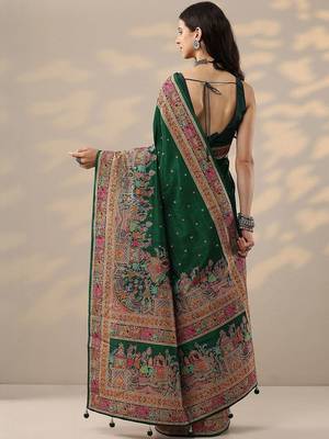 green printed saree with unstitched blouse piece 3