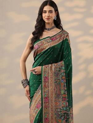 green printed saree with unstitched blouse piece 4