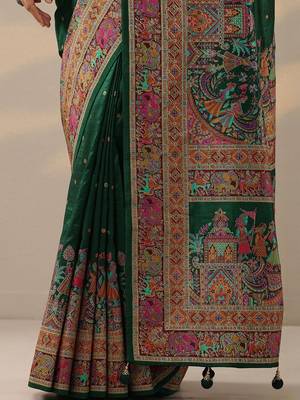 green printed saree with unstitched blouse piece 5