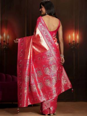 woven design silk blend saree 4