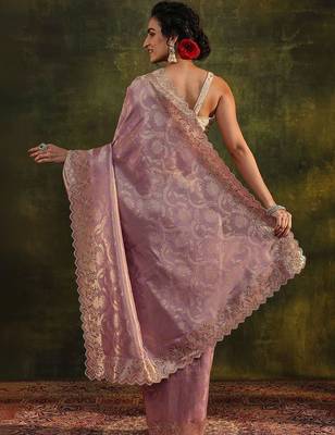 lavender woven design zari silk blend saree 4