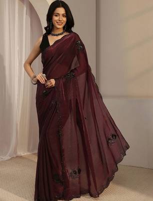 maroon floral embroidered organza saree 2