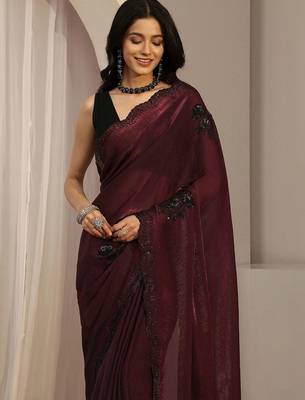 maroon floral embroidered organza saree 5