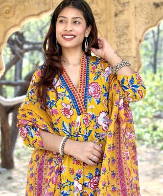 Women's Cotton Floral Printed Anarkali Kurta Palazzo Set with Dupatta  3