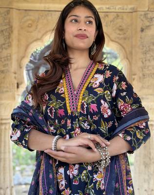 Women's Cotton Floral Printed Anarkali Kurta Palazzo Set with Dupatta  7