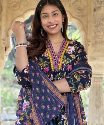 Women's Cotton Floral Printed Anarkali Kurta Palazzo Set with Dupatta  8