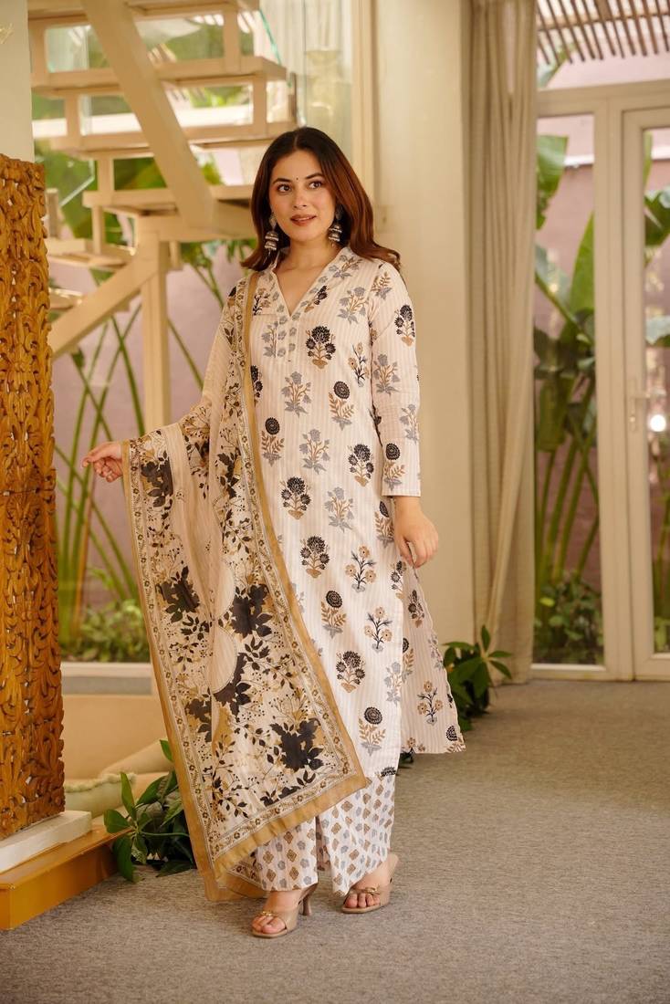 Women's Gorgeous Printed Work Rayon Slub Fabric Straight Kurta Pant and Dupatta Set