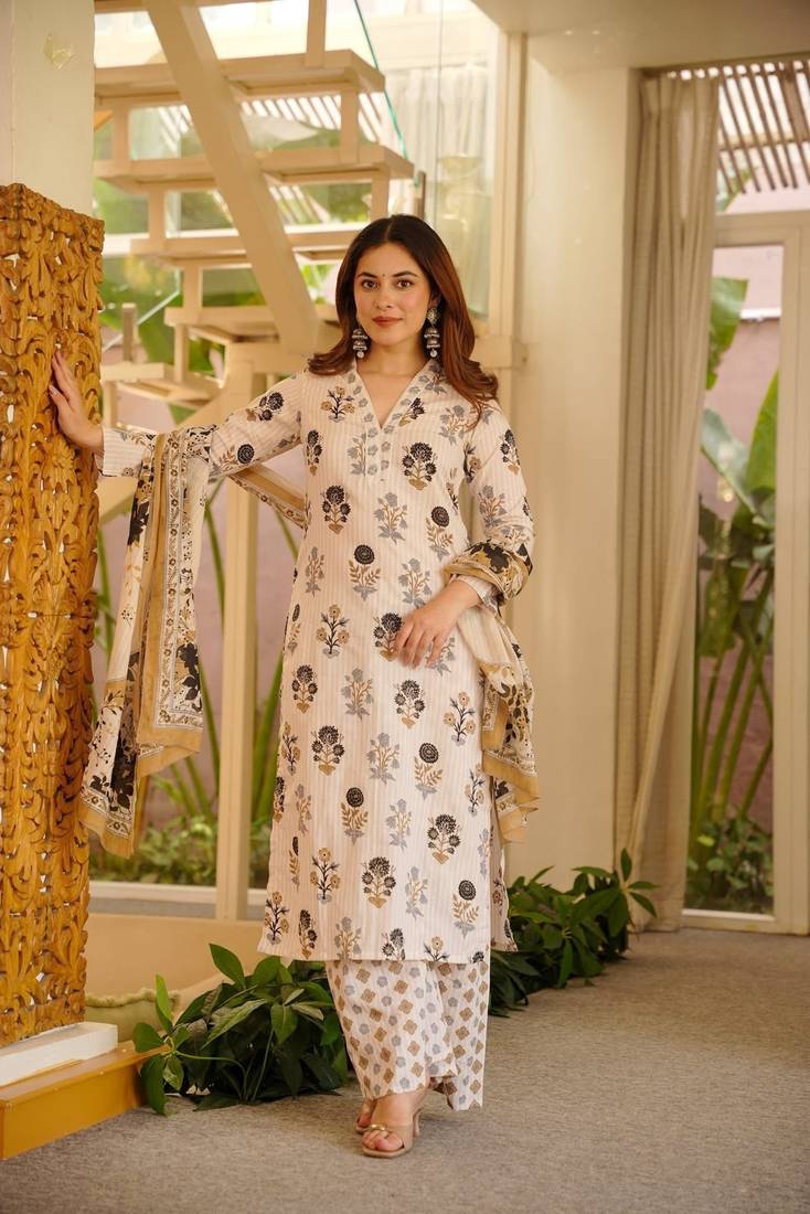 Women's Gorgeous Printed Work Rayon Slub Fabric Straight Kurta Pant and Dupatta Set