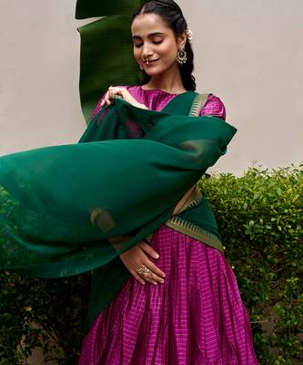 Women's South Indian Grandeur Poly Cotton Zari Woven Lehenga Choli Set 2